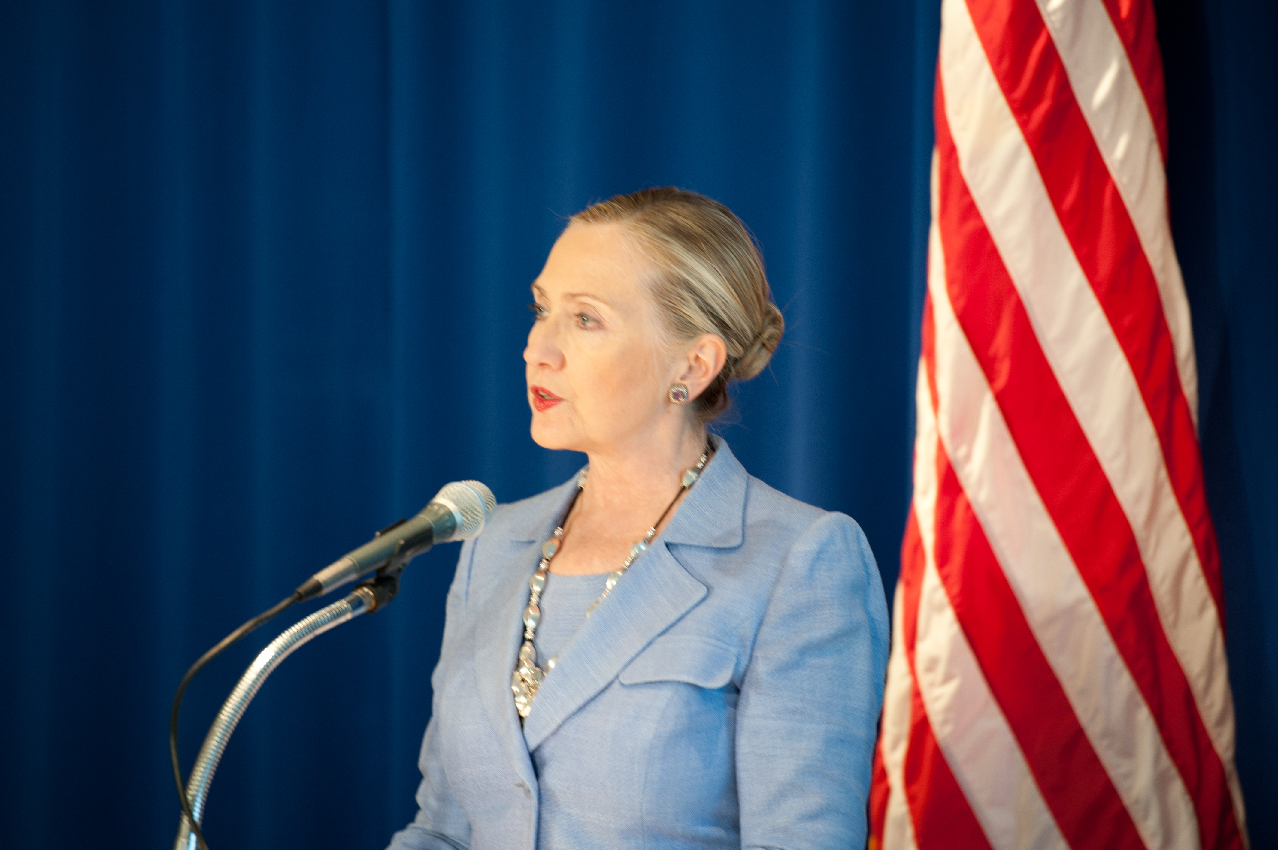 Secretary of State Hillary Clinton Addresses Burmese Media